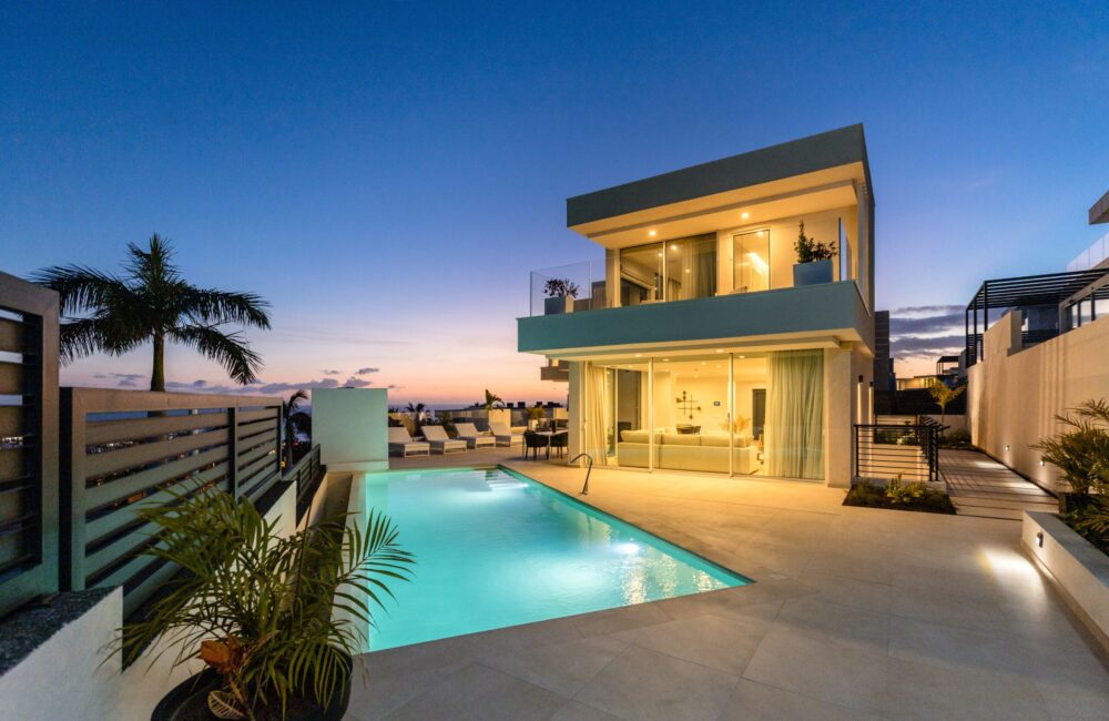 Serenity<br />
Dream<br />
Villas